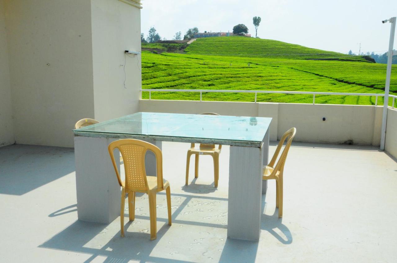 Rose Garden Enclave For Families & Executives Bed & Breakfast Ooty Bagian luar foto