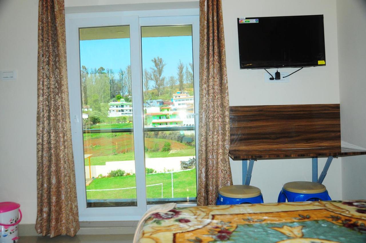 Rose Garden Enclave For Families & Executives Bed & Breakfast Ooty Bagian luar foto