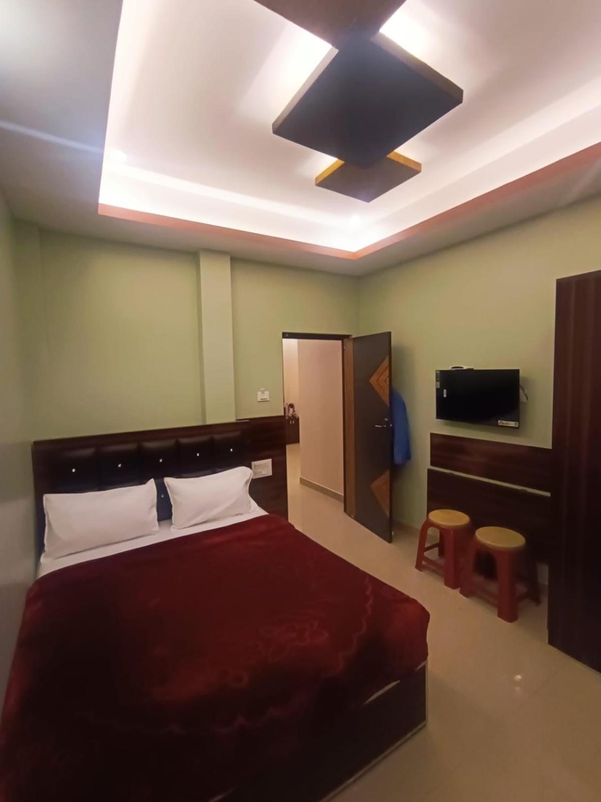 Rose Garden Enclave For Families & Executives Bed & Breakfast Ooty Bagian luar foto