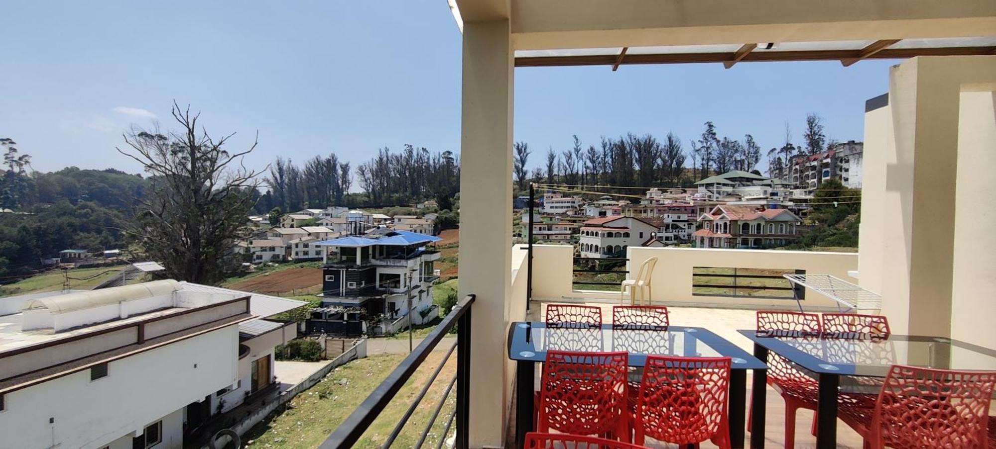 Rose Garden Enclave For Families & Executives Bed & Breakfast Ooty Bagian luar foto
